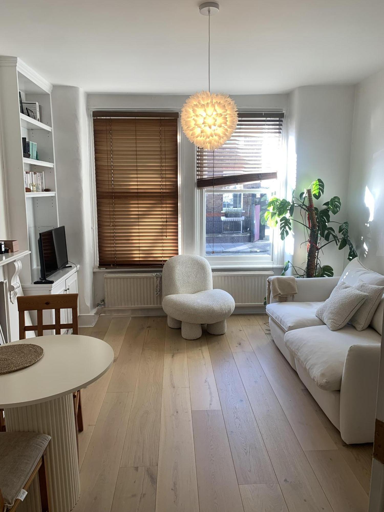 Spacious 1 Bedroom Flat In Fulham * Londra